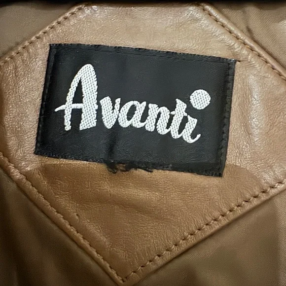 Vintage Avanti Leather Bomber Jacket & Convertible Vest w/ Removable Sleeves - Picture 4 of 10